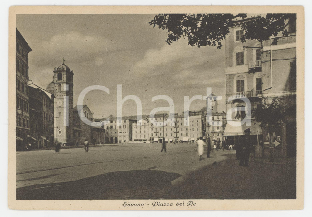 Cartolina originale da collezione 1940 ca SAVONA Piazza del Re  Cartolina ANIMATA FG NV 1