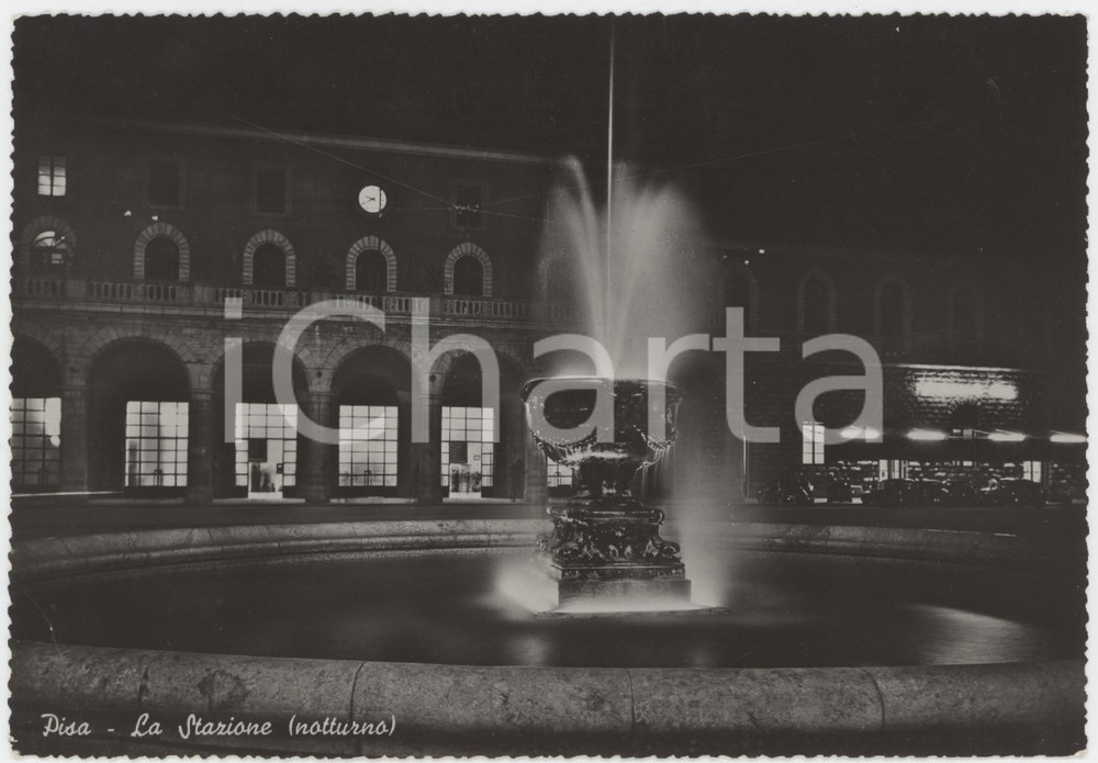 Cartolina originale da collezione 1950 ca PISA Fontana in Piazza della Stazione  Notturno  Cartolina FG NV 1