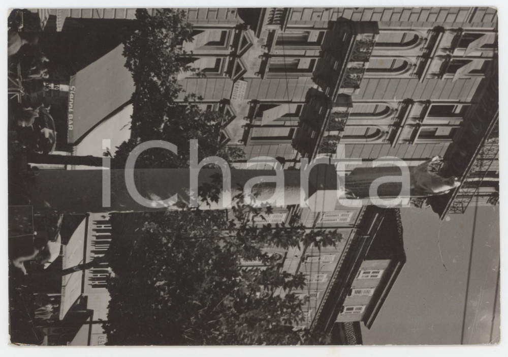 Cartolina originale da collezione 1958 TRIESTE Colonna Mariana in Piazza Garibaldi  Bar Gianni  Cartolina FG VG 1