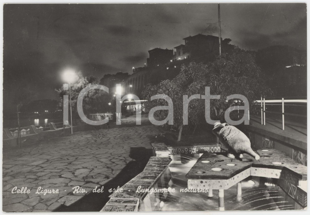 Cartolina originale da collezione 1969 CELLE LIGURE Lungomare di notte  Fontana con anfora  Cartolina FG VG 1