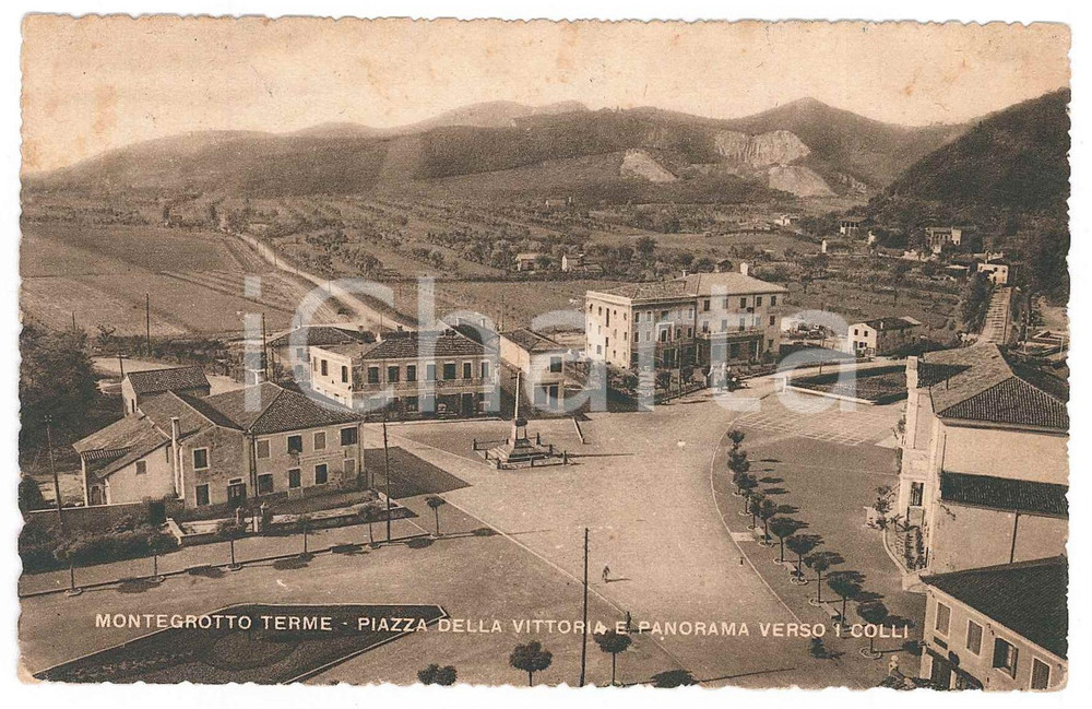 Cartolina originale da collezione 1951 MONTEGROTTO TERME Piazza della Vittoria e panorama dei colli  Cartolina FP 1