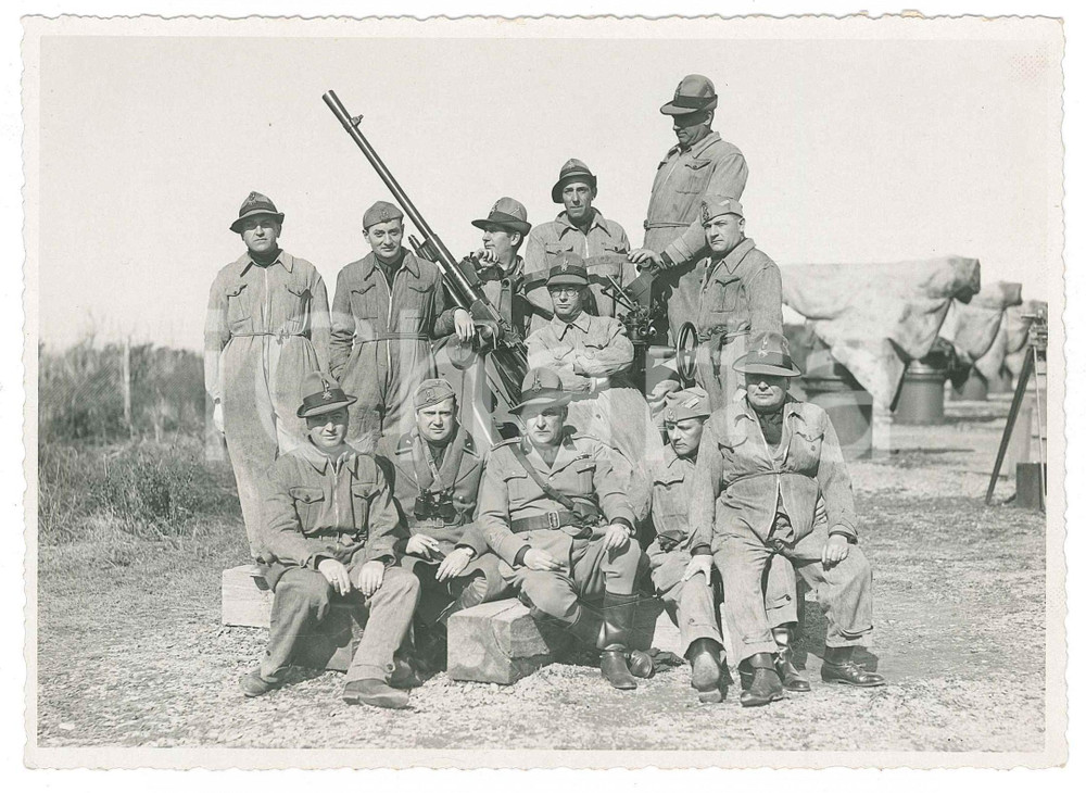 Fotografia d epoca originale 1940 ca WW2 ANZIO RM  MVSN  Ritratto gruppo di ufficiali Foto 18x13 cm 1