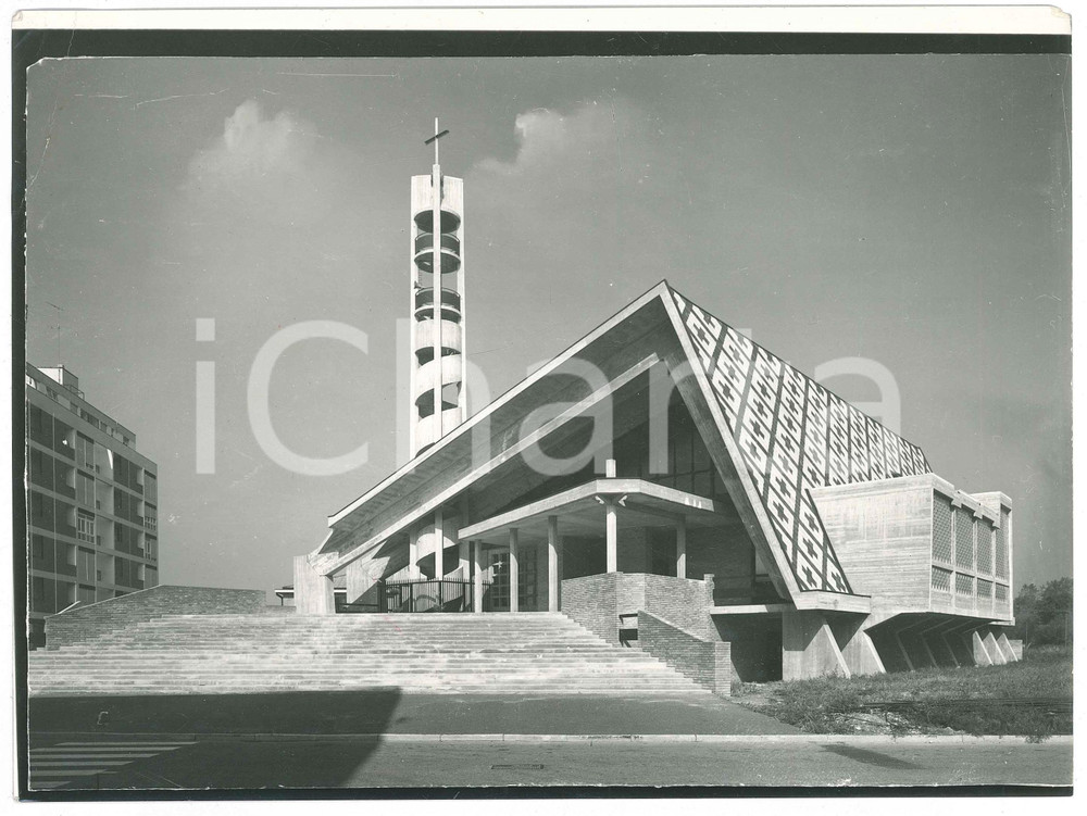 Fotografia d epoca originale 1964 TREZZANO SUL NAVIGLIO Nuova chiesa di San Lorenzo  Foto 24x18 cm 1