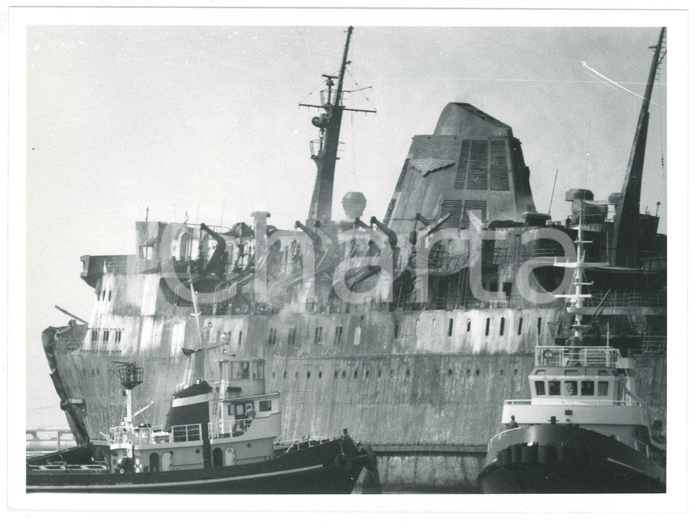 Fotografia d epoca originale 1991 LIVORNO Disastro del MOBY PRINCE Operazioni di raffreddamento  Foto 8 1