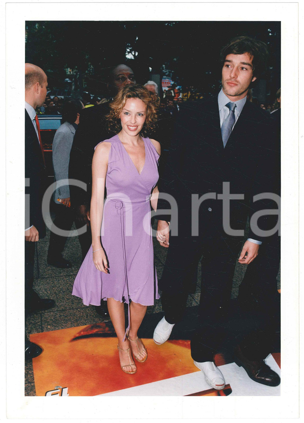 Fotografia d epoca originale 2000 LONDON Kylie MINOGUE James GOODING at premiere MISSION IMPOSSIBLE 2 Photo 1