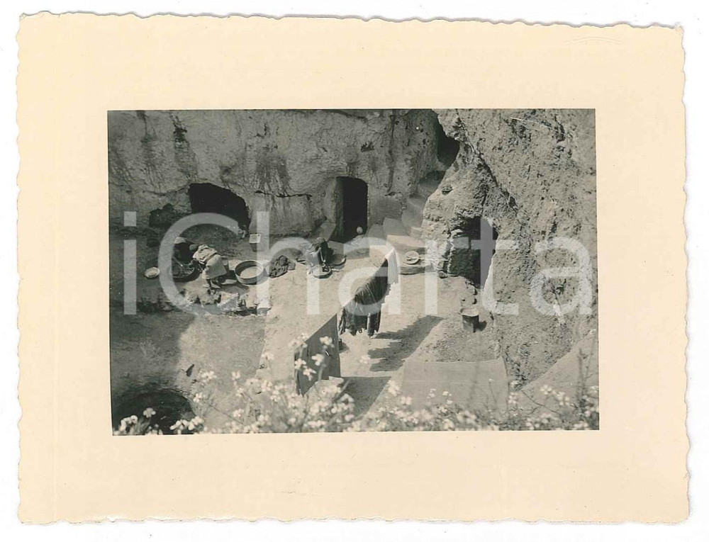 Fotografia d epoca originale 1935 ca LIBIA Abitazioni sotterranee berbere  Foto MUZI animata 11x9 cm 1 1