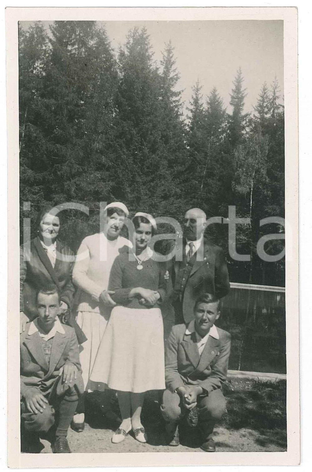 Fotografia d epoca originale Estate 1932 SARENTINO BZ Famiglia in escursione Foto 9x14 cm 1