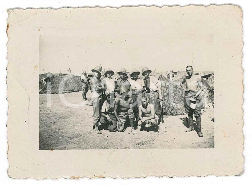 Fotografia d epoca originale 1931 TRIPOLI / LIBIA ITALIANA Ufficiali al campo  Foto 8x6 cm 1
