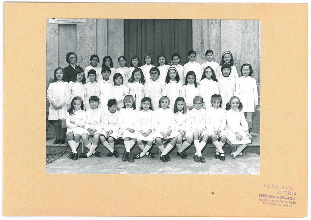 Fotografia d epoca originale 1960 ca STRADELLA Scuole elementari  Classe bambine  Foto PERDUCA & SEGAGNI 2 1