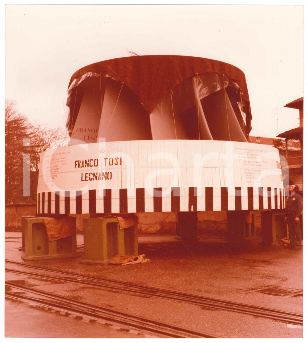 Fotografia d epoca originale 1975 LEGNANO Ditta Franco TOSI Meccanica  Trasporto turbina Foto 1 1