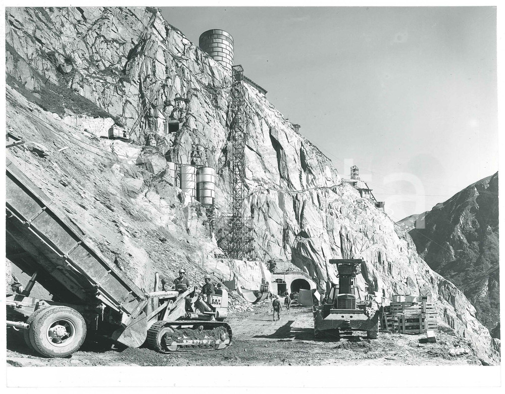 Fotografia d epoca originale 1963 LAI DA CURNERA SVIZZERA Costruzione della diga  Cantiere 7  Foto 1
