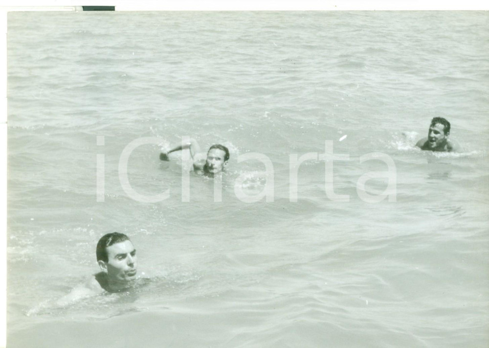 Fotografia d epoca originale 1960 ca RIMINI Ritiro INTER Osvaldo FATTORI  Camillo ACHILLI  Maino NERI Foto 1