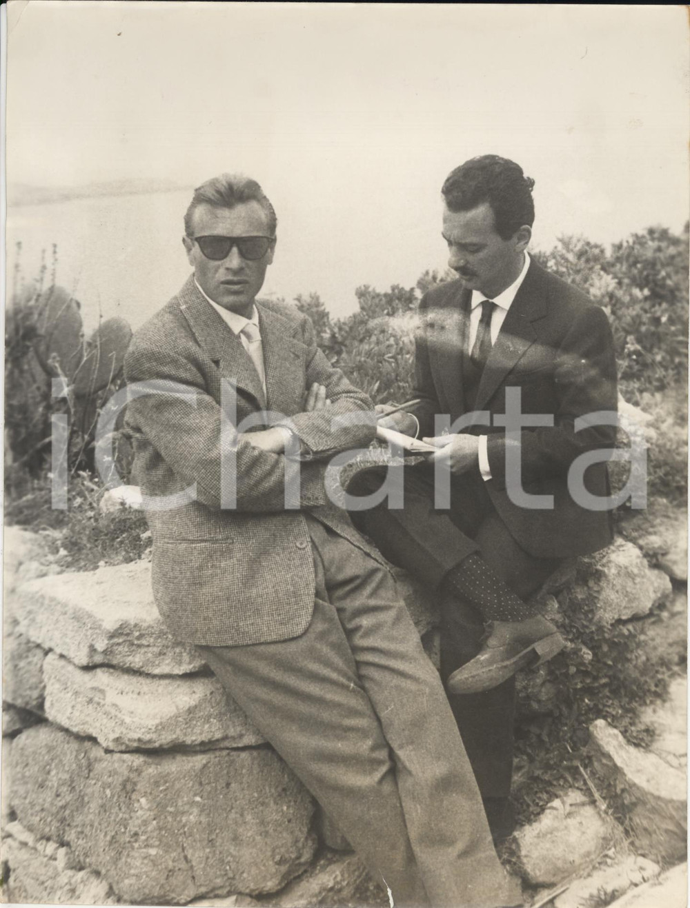 Fotografia d epoca originale 1959 MONTELUPO FIORENTINO Luigi TIRONE intervistato da un giornalista Foto 1