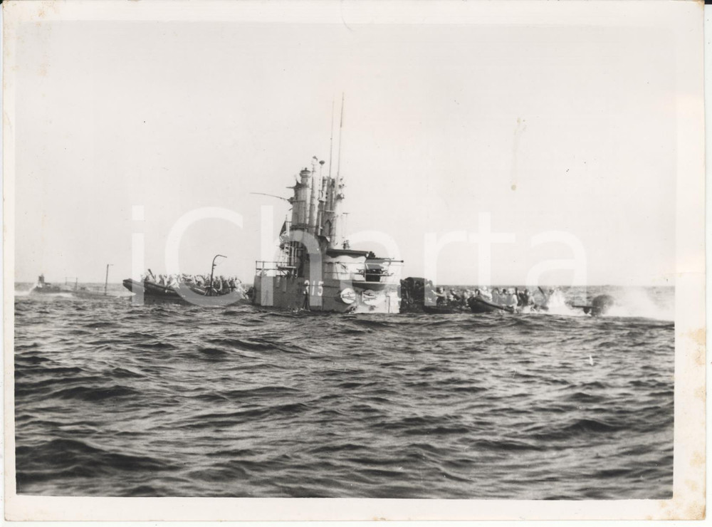 Fotografia d epoca originale 1955 ca UNITED STATE NAVY  New type submarine commando training Photo 1