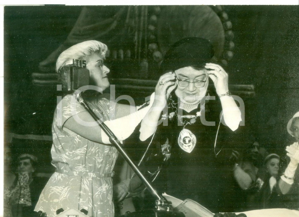 Fotografia d epoca originale 1957 ROMA EUR Congresso Consiglio Internazionale delle Infermiere  Marie BIHET 1
