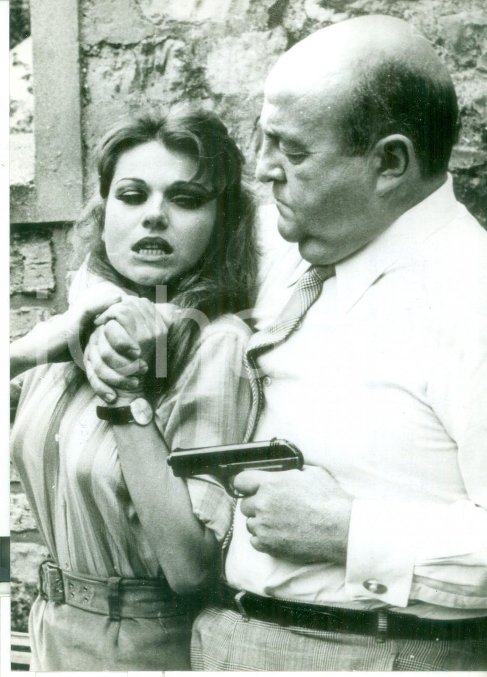 Fotografia d epoca originale 1968 PARIS Bernard BLIER e Maria LATOUR sul set del film LE FOU DU LABO IV Foto 1