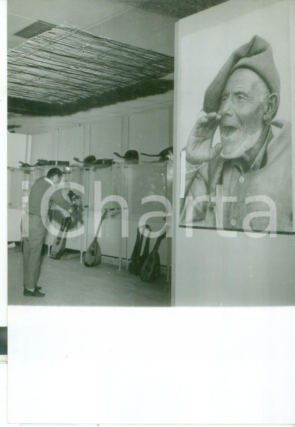 Fotografia d epoca originale 1956 MILANO MUSEO DELLA PERMANENTE  Mostra Storica della Canzone Napoletana 1