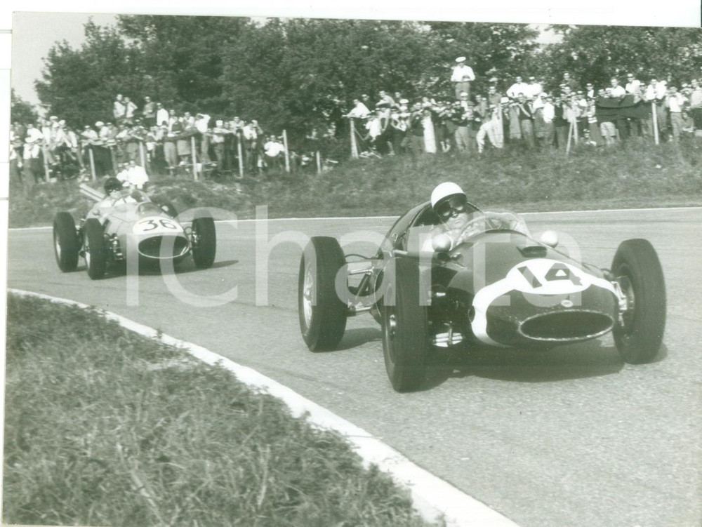 Fotografia d epoca originale 1950 ca AUTODROMO DI MONZA GRAN PREMIO  Stirling MOSS e Jack BRABHAM  Foto 1
