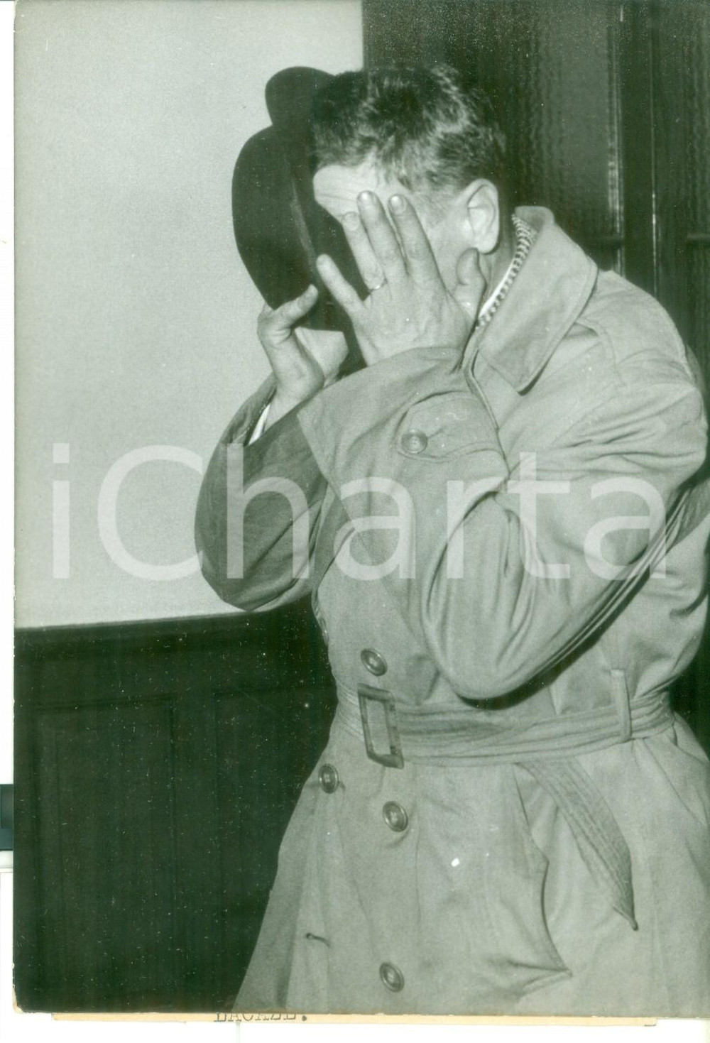 1959 PARIS Affaire LACAZE Le temoin mystérieux se cache le visage - Photo 18x13