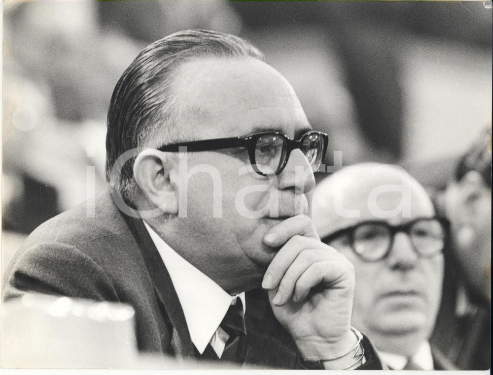 Fotografia d epoca originale 1967 MILANO X Congresso DC  Mariano RUMOR e Mario SCELBA  Foto 24x18 cm 1