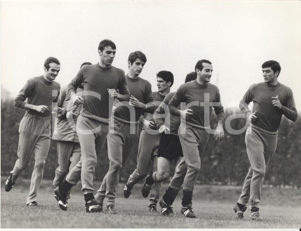 Fotografia d epoca originale 1968 CALCIO NAZIONALE ITALIANA Sandro MAZZOLA Gianni RIVERA Pierino PRATI Foto 1