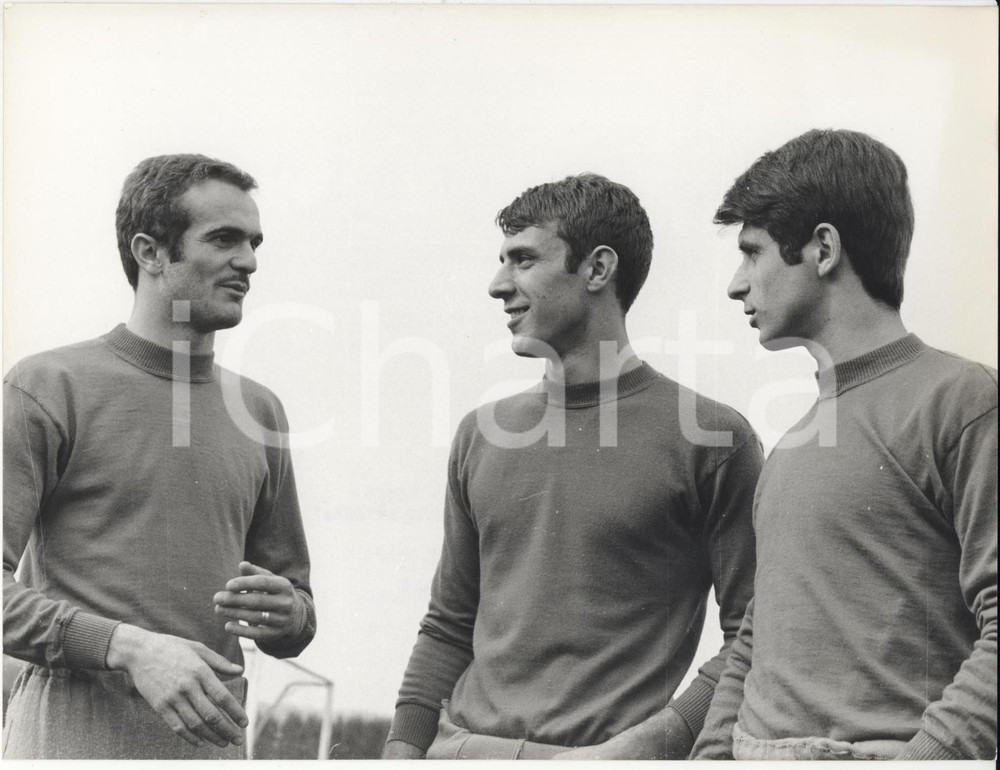 Fotografia d epoca originale 1968 CALCIO NAZIONALE ITALIANA Gianni RIVERA Sandro MAZZOLA Pierino PRATI Foto 1