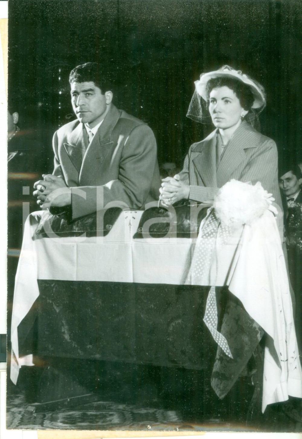 Fotografia d epoca originale 1956 PIEVE DI CENTO Matrimonio Franco CAVICCHI e Anna GOTTI  Sposi all altare 1