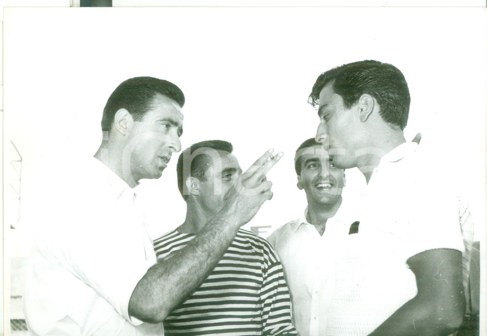 Fotografia d epoca originale 1956 FIRENZE CALCIO FIORENTINA  Bruno MAZZA Maurilio PRINI Giuseppe CHIAPPELLA 1