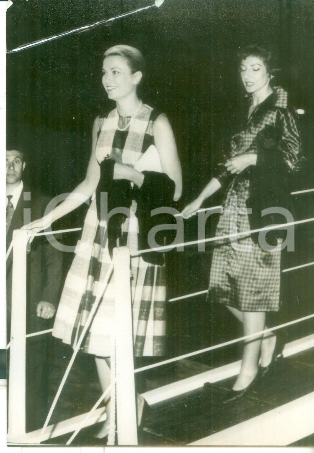 Fotografia d epoca originale 1960 MONDELLO Grace KELLY e Maria CALLAS sul panfilo dei principi di MONACO 1
