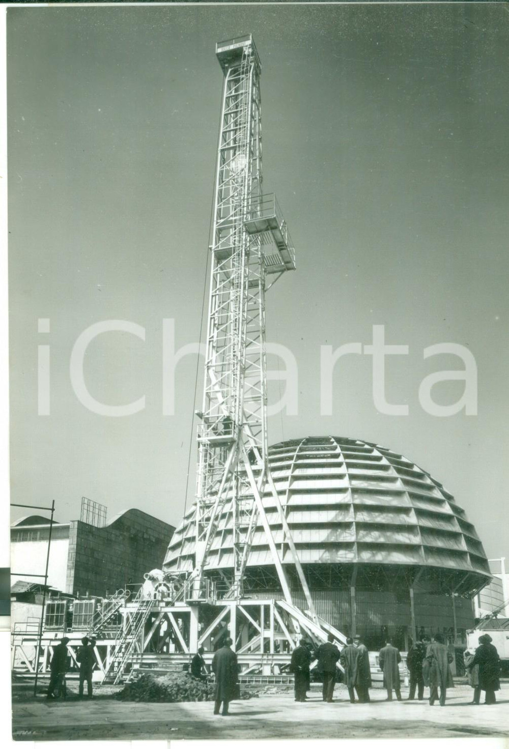 1957 MILANO Fiera Campionaria - Sonda del NUOVO PIGNONE esposta al pubblico FOTO