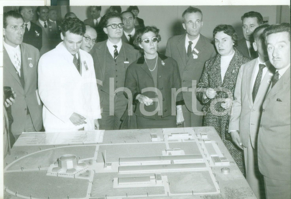 Fotografia d epoca originale 1959 SALUGGIA Convegno Grandi Motori  Visita a reattore nucleare SORIN Foto 1