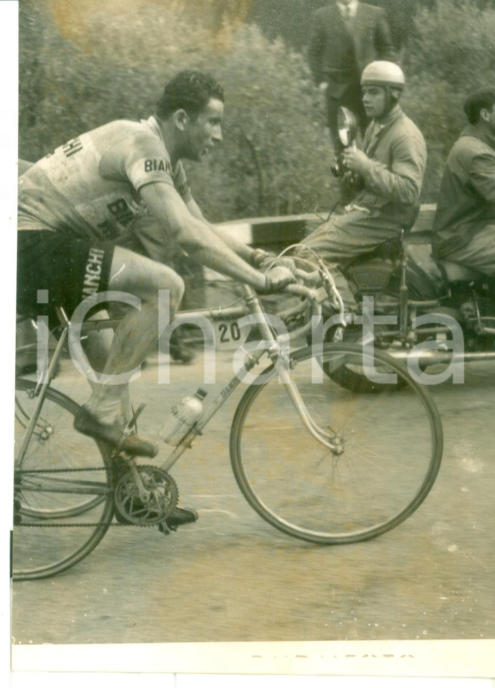 Fotografia d epoca originale 1954 MILANOSANREMO CICLISMO  Riccardo FILIPPI in azione  Foto 13x18 1