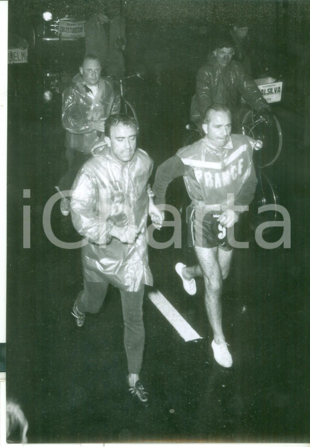 Fotografia d epoca originale 1955 MARCIA 100 KM DI SEREGNO Antonio RESTA Raymond LESAGE Claude HUBERT  Foto 1