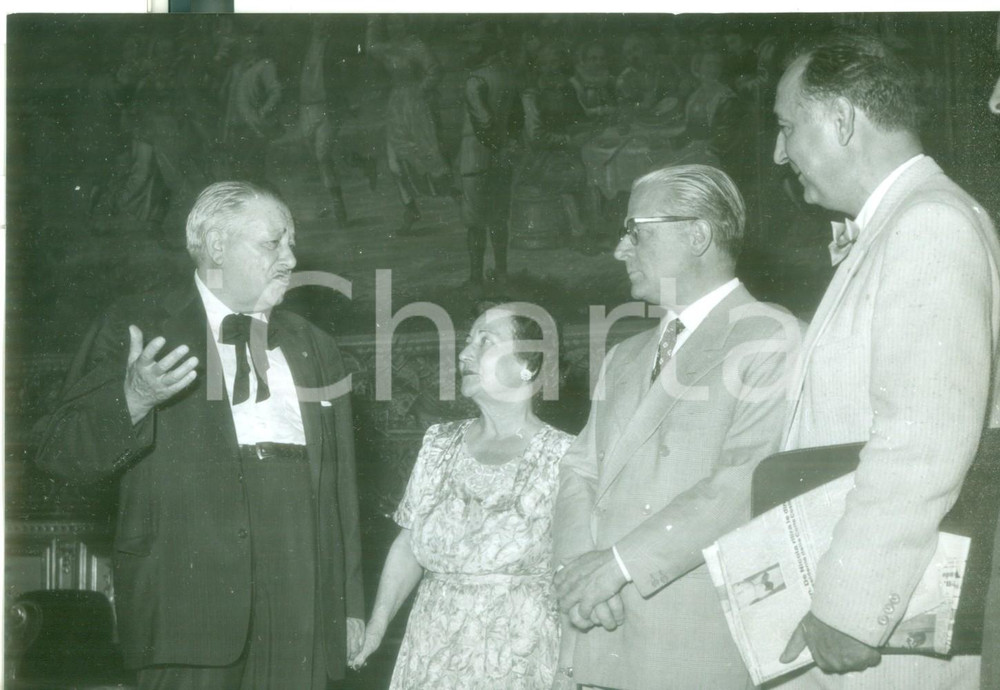 Fotografia d epoca originale 1956 ROMA Presidente Giovanni GRONCHI con il leader socialista Luigi ANTONINI 1