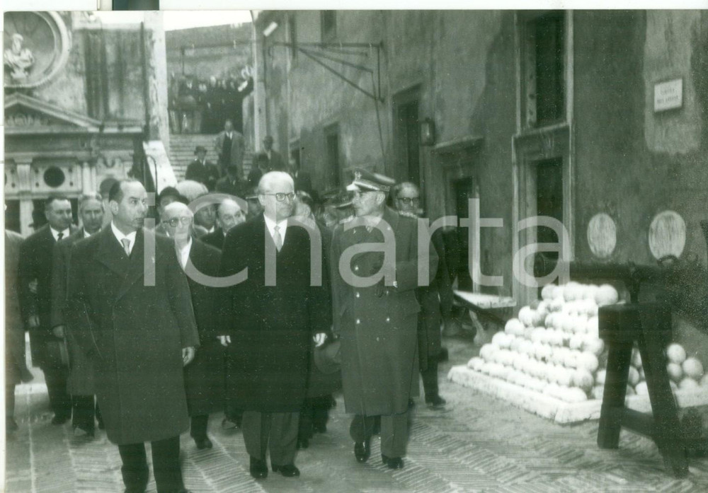 Fotografia d epoca originale 1960 ROMA Castel Sant Angelo  Centenario Risorgimento  Giovanni GRONCHI Foto 1