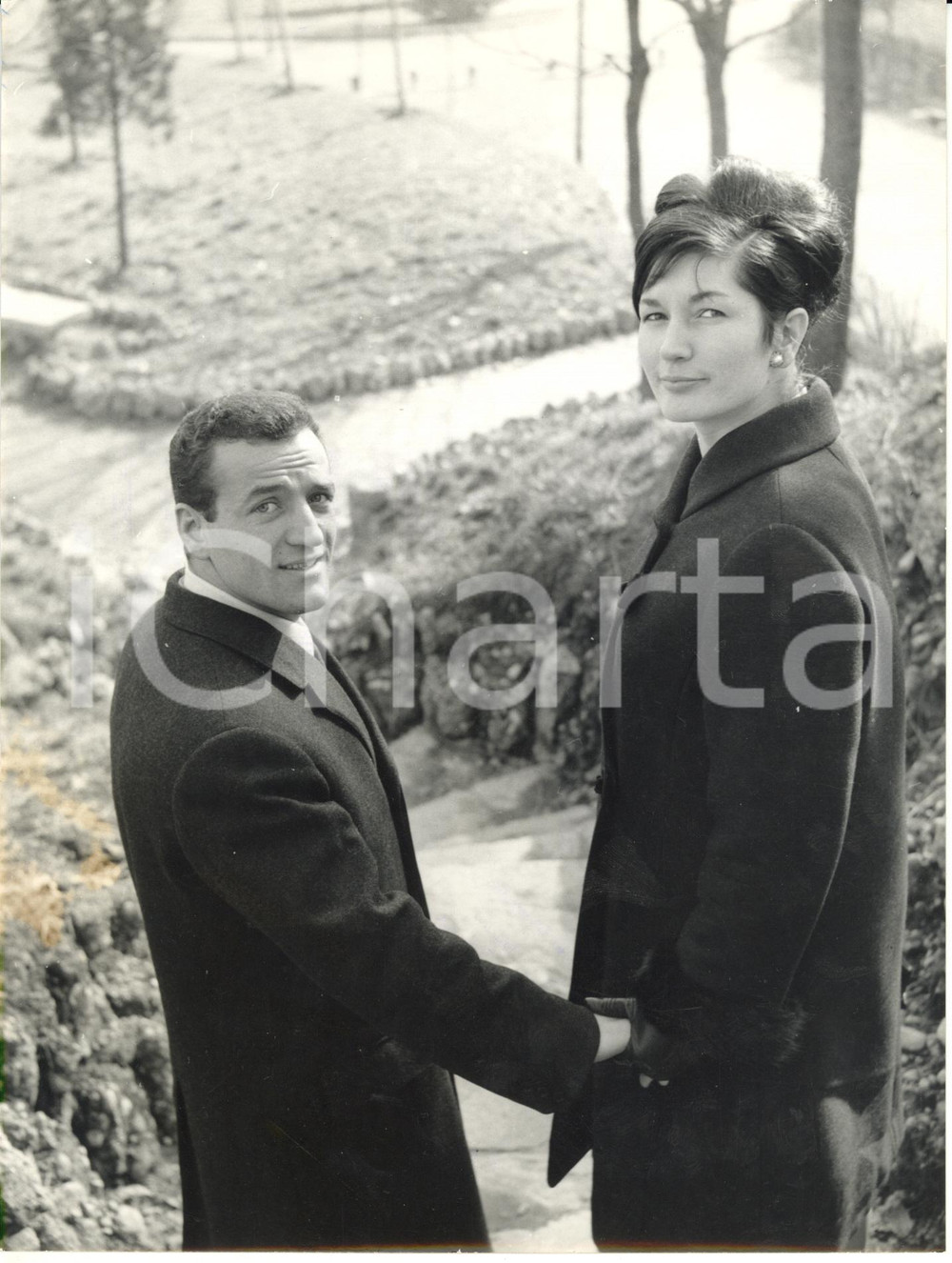 Fotografia d epoca originale 1965 MILANO Il campione di boxe Sandro LOPOPOLO con la fidanzata Ida ANTONELLI 1
