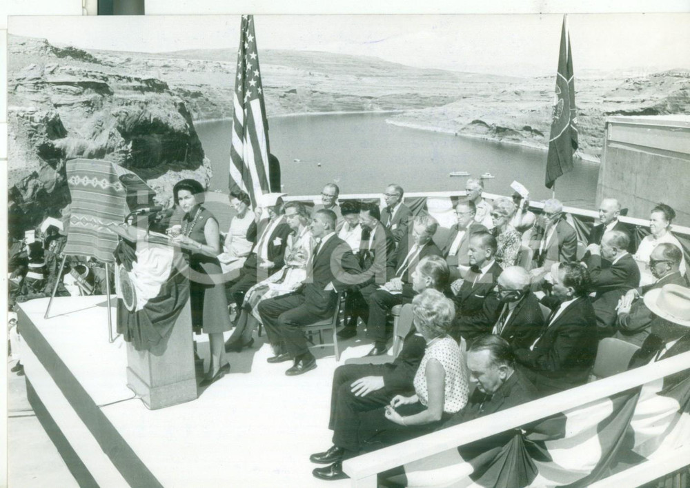 Fotografia d epoca originale 1966 COLORADO USA First lady Claudia TAYLOR JOHNSON inaugura diga di Glen Canyon 1