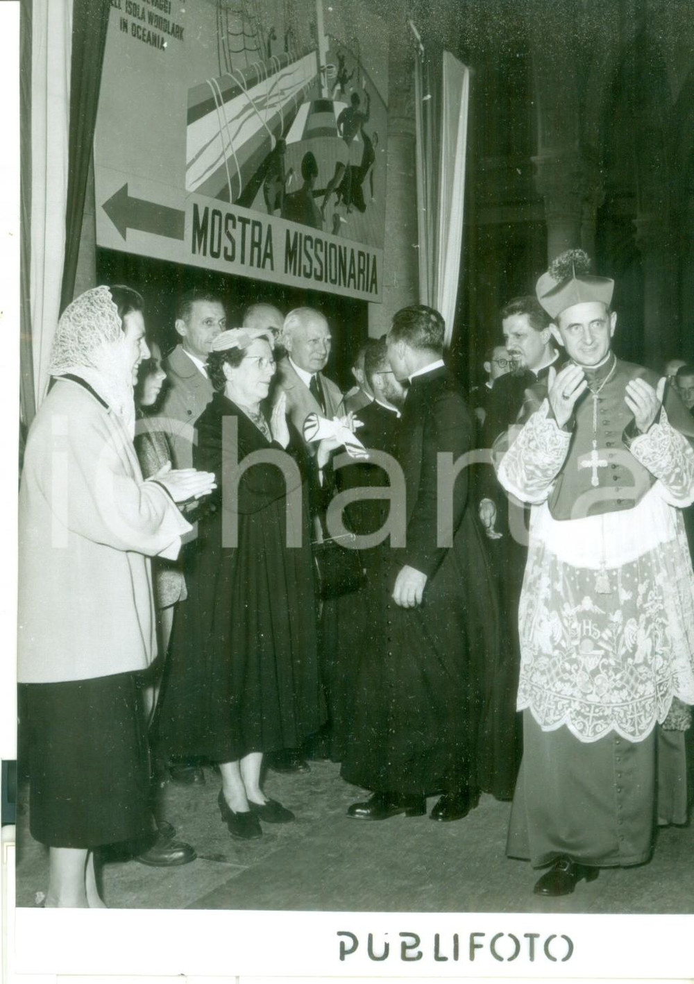 Fotografia d epoca originale 1955 MILANO Inaugurazione mostra missionaria PIME  Mons. Giovanni MONTINI Foto 1