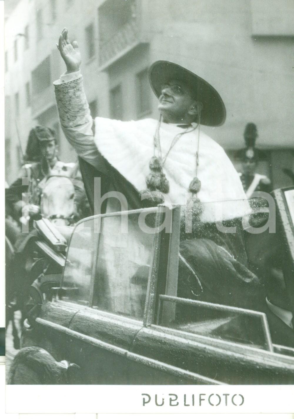 Fotografia d epoca originale 1955 MILANO Ingresso in cittÃ  del nuovo arcivescovo mons. Giovanni MONTINI 1