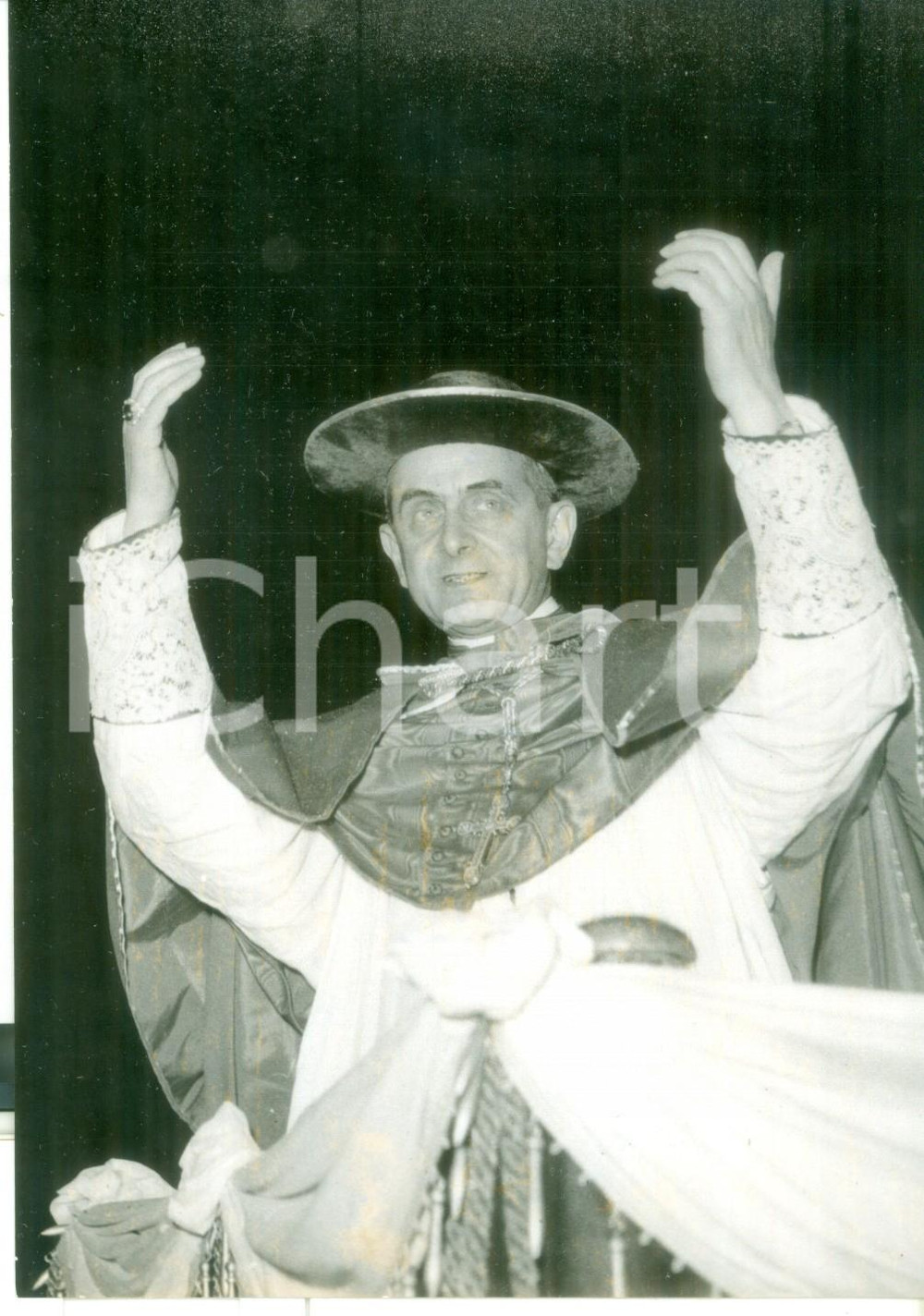 Fotografia d epoca originale 1958 MILANO Ritratto card. Giovanni Battista MONTINI con galero rosso FOTO 13x18 1