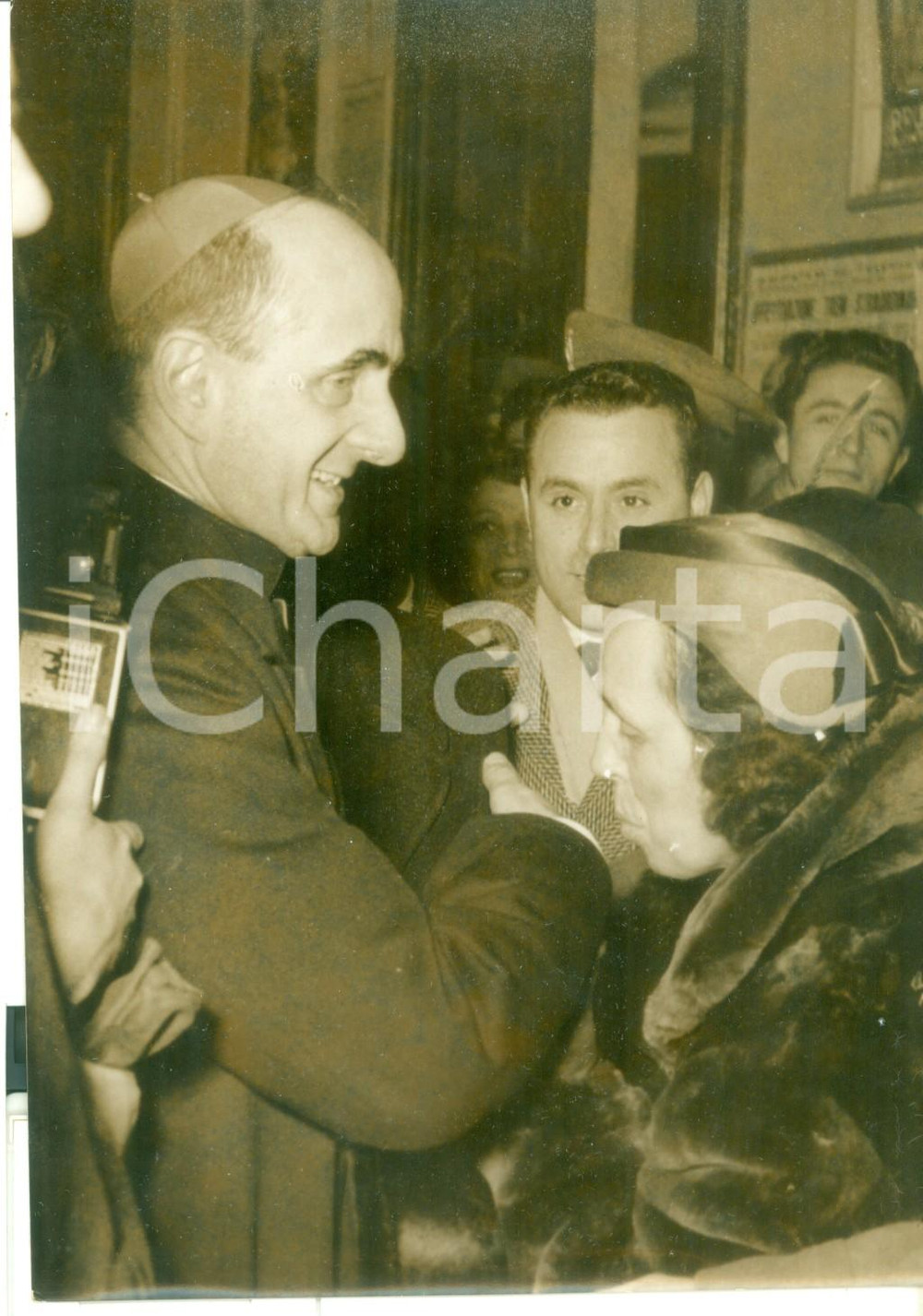 Fotografia d epoca originale 1955 LODI Card. Giovanni MONTINI accolto dalla folla al suo arrivo Foto 13x18 1