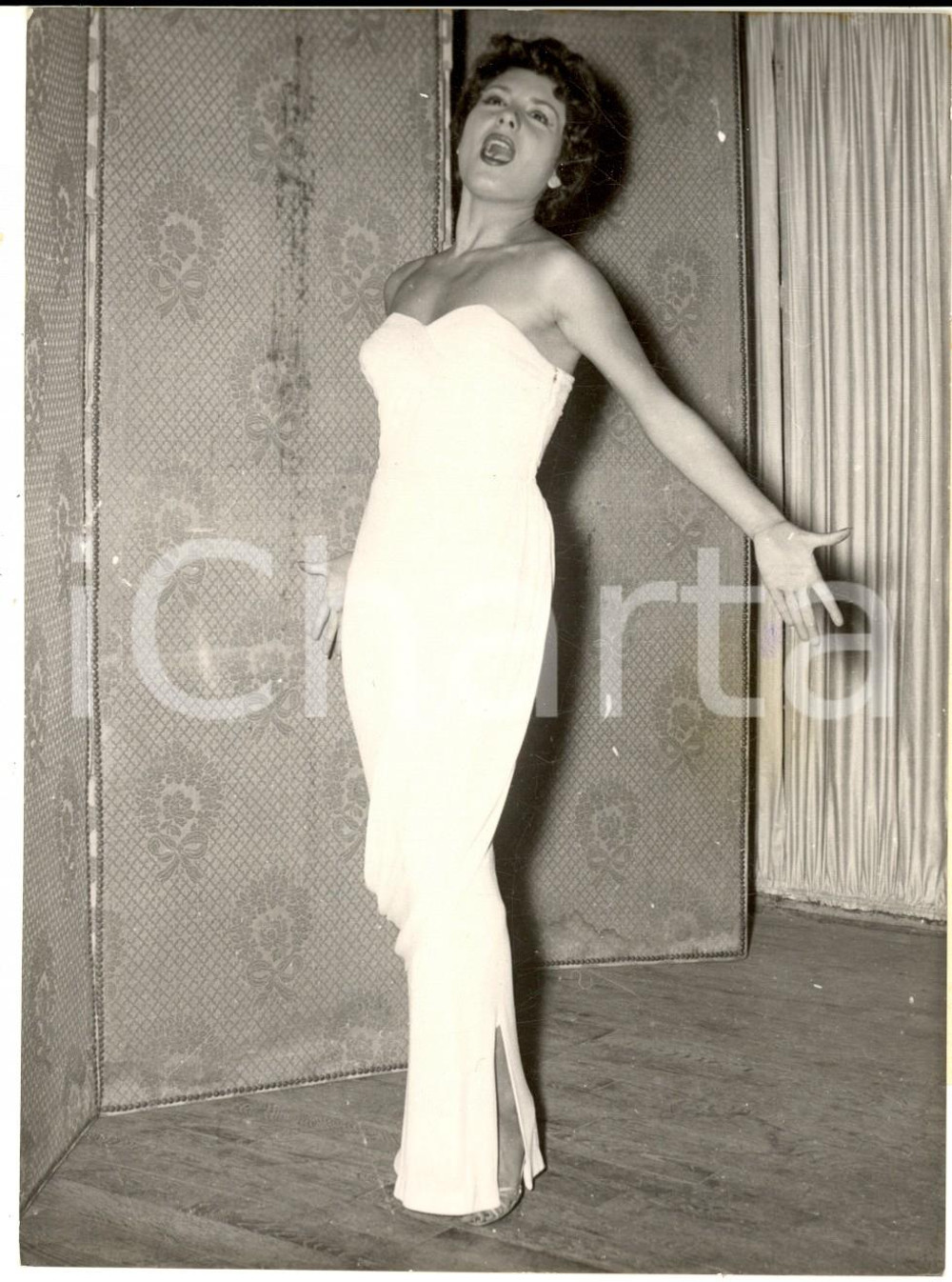 1954 DEAUVILLE Line ANDRES avec "Mea culpa" Grand Prix Chanson Française *Photo