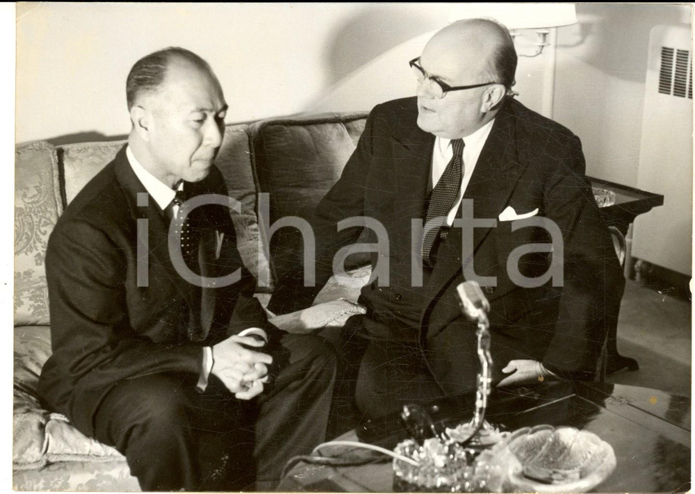 1959 PARIS Incontro tra Pote SARASIN e Paul-Henri SPAAK segretario NATO *Foto