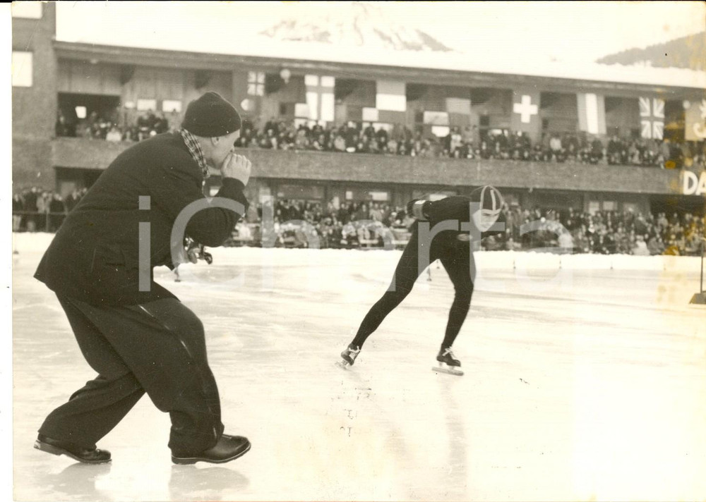 Fotografia d epoca originale 1954 DAVOS Pattinaggio di velocitÃ   Boris SHILKOV nella gara dei 5000 m  Foto 1