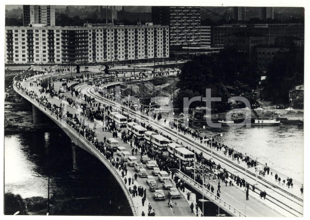 Fotografia d epoca originale 1971 Ricostruzione di DRESDA  Inaugurazione nuovo ponte sul fiume ELBA 1
