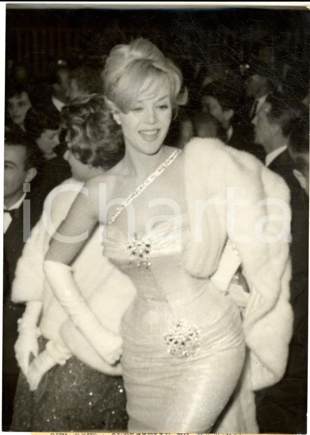 Fotografia d epoca originale 1959 FESTIVAL DI CANNES Arrivo della vedette Rosalina NERI  Foto 13x18 cm 1