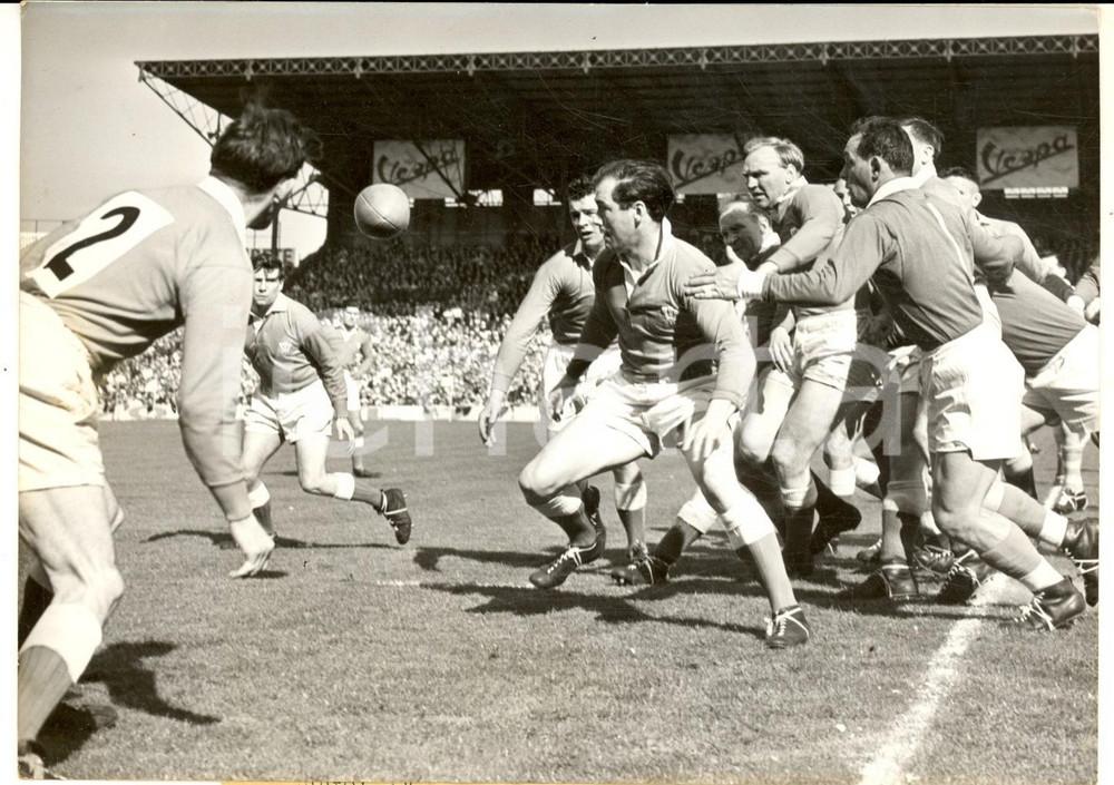 Fotografia d epoca originale 1959 COLOMBES  RUGBY 5 Nazioni  Francia  Galles 113 Foto 18x13 cm 1