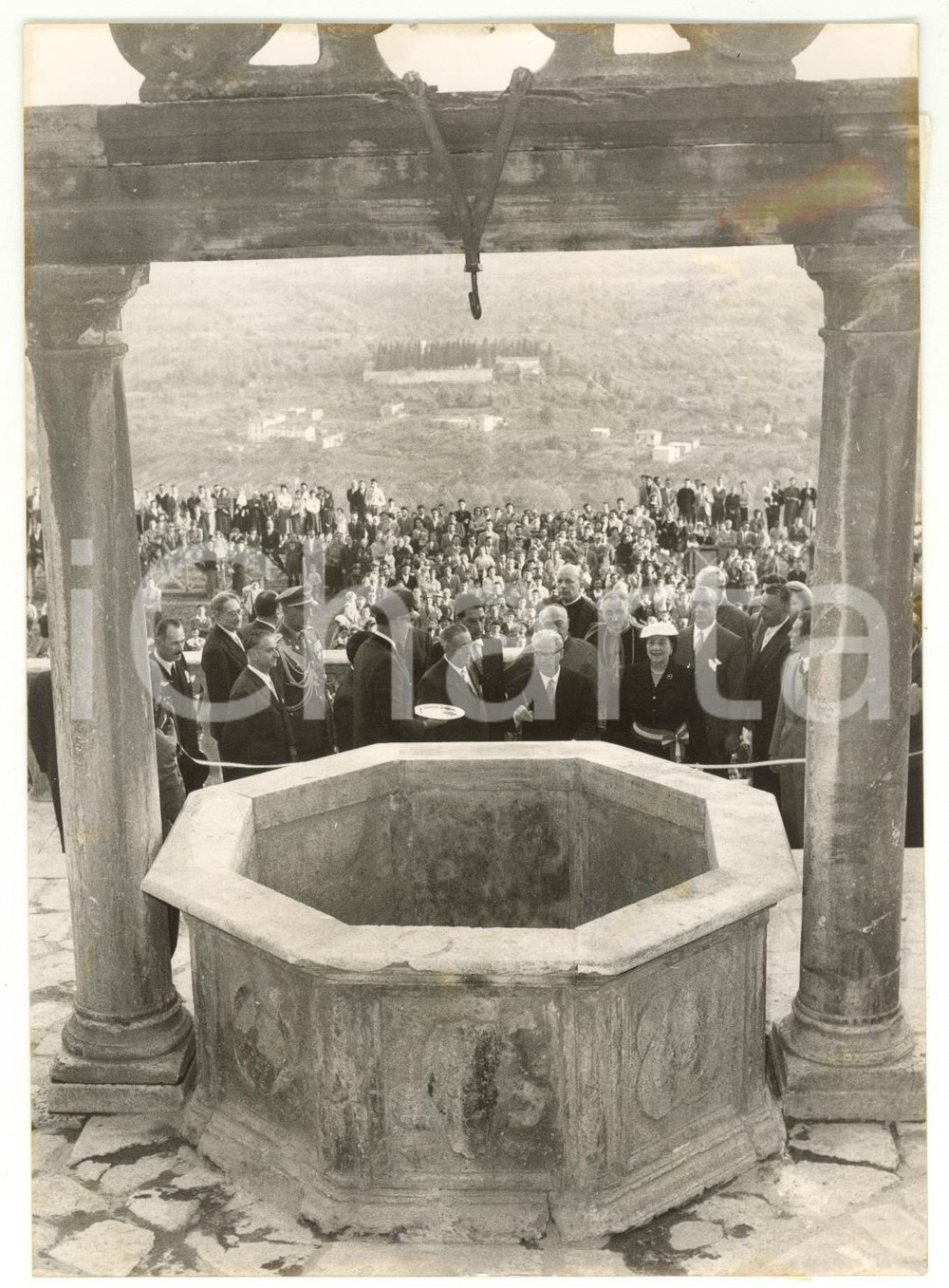 Fotografia d epoca originale 1956 PALESTRINA Palazzo Barberini  Giovanni GRONCHI inaugura lavori di restauro 1