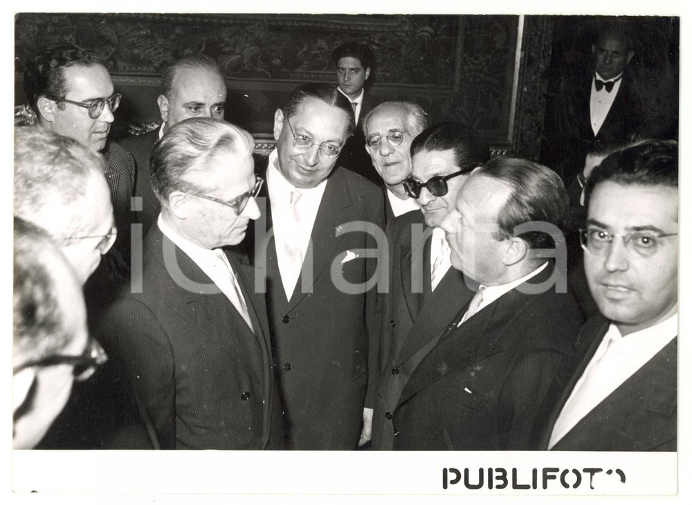 1955 ROMA Giovanni GRONCHI riceve Giuseppe ALESSI con la giunta siciliana FOTO