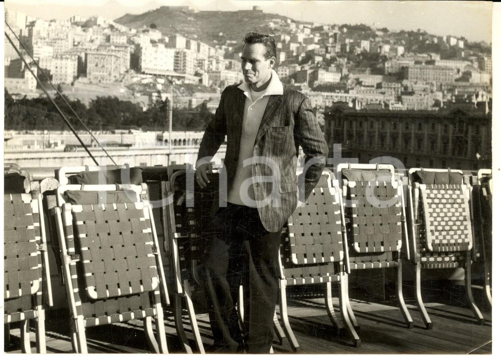 Fotografia d epoca originale 1959 GENOVA Charlton HESTON sul transatlantico Independence Foto 18x13 cm 1